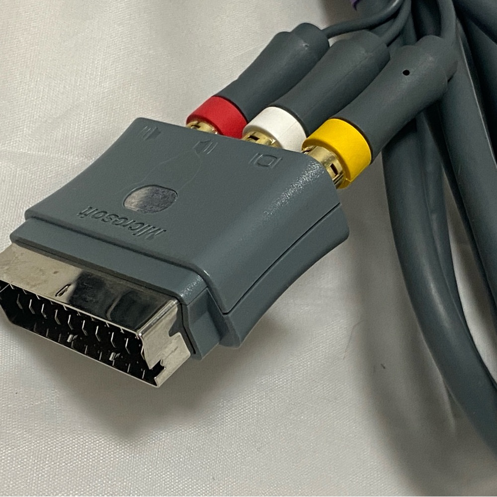 Microsoft PE-2151-03MX Power Supply AC 12V + AV Cable X810973-001 Xbox 360 - Picture 4 of 5